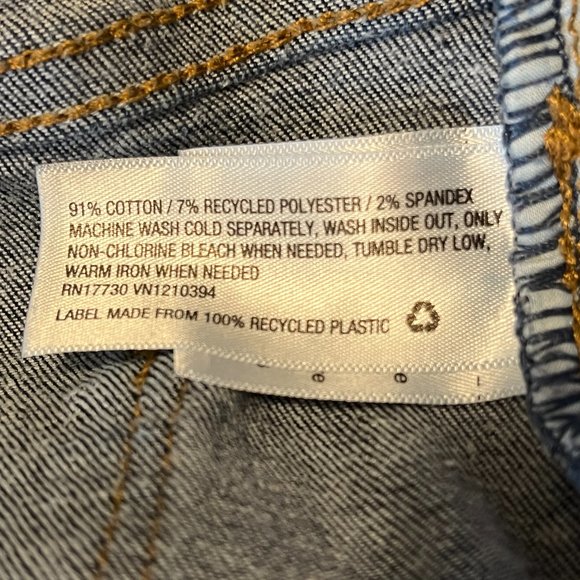 UNIVERSAL THREAD Mid Rise Skinny Jeans Sz 10/30R Whiskers Crease Lines - Picture 13 of 14